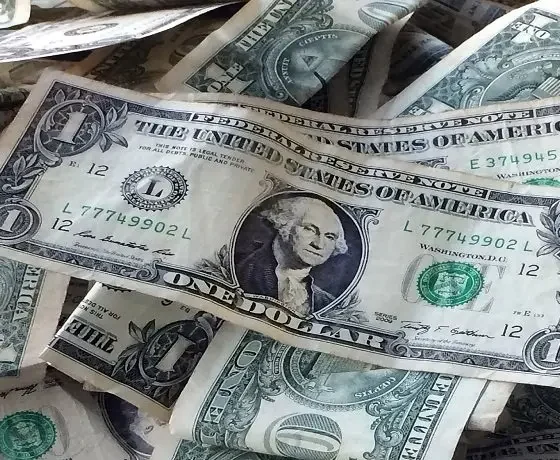 قیمت دلار امروز بازار را به اوج برد (۲۴ آبان ۱۴۰۴)