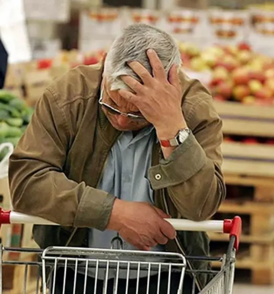 گزارش رسمی مجلس؛ فقر در ایران ۱۲ برابر شد