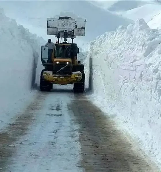 ارتفاع برف در این نقطه به ۲ متر رسید+ عکس