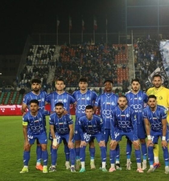 استقلال در آستانه پاکسازی خارجی‌ها