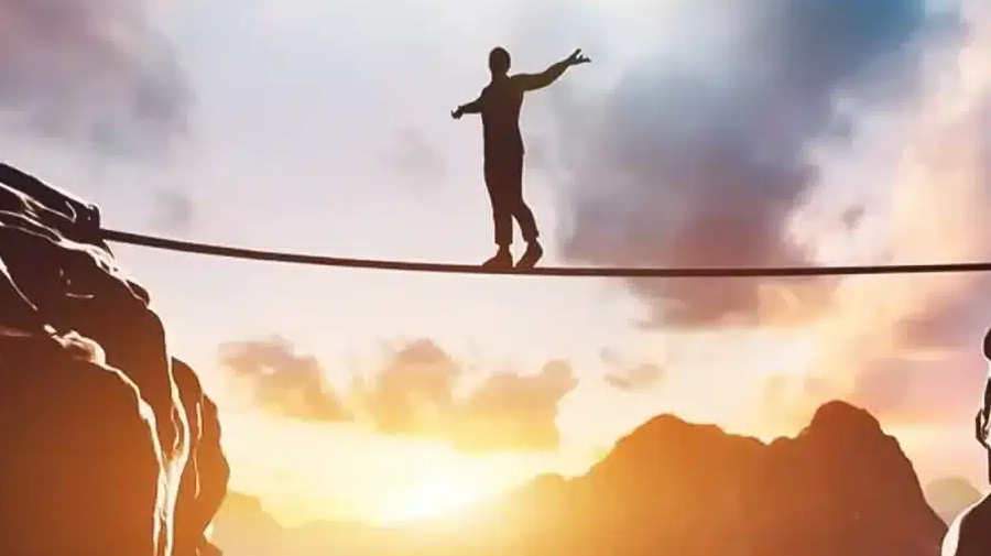 بدون عزت نفس، اعتماد به نفس کافی نیست