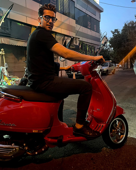 بیوگرافی آرمین خزائلی, آرمین خزائلی کیست