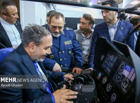 تأکید وزیر دفاع بر همکاری دوطرفه با شرکت‌های فناور