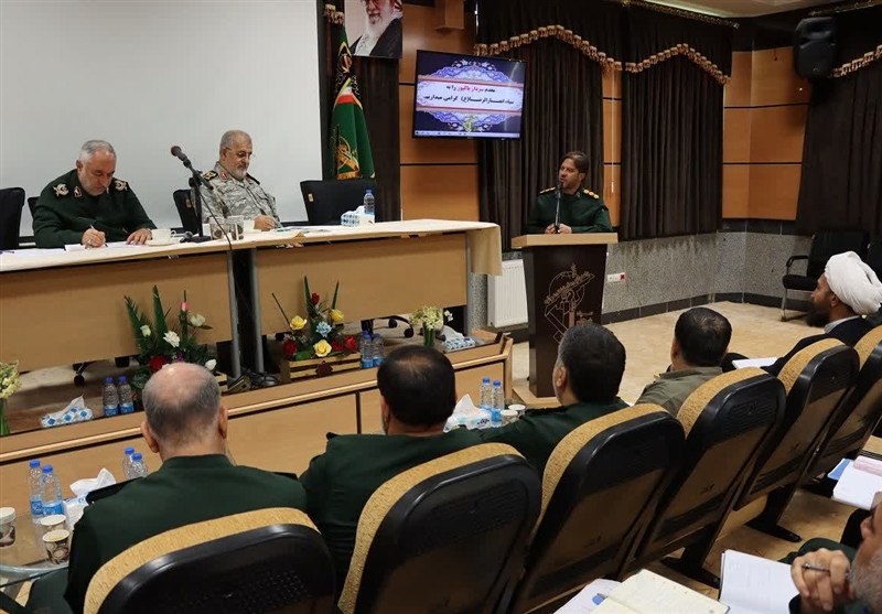 تاکید فرمانده کل سپاه بر حفظ آمادگیهای همهجانبه/ بسیج برای حل مشکلات ورود کند سپاه پاسداران انقلاب اسلامی , اخبار استان خراسان جنوبی ,