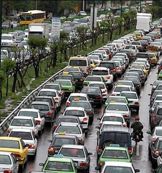 ترافیک سنگین در آزادراه‌های اصلی منتهی به تهران / ۶ محور مواصلاتی مسدود شد