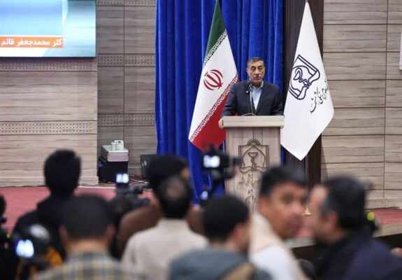 دانشگاه زنده ضامن بیداری جامعه است/سرمایه پایدار آینده ایران دانشگاه زنده ضامن بیداری جامعه است/سرمایه پایدار آینده ایران