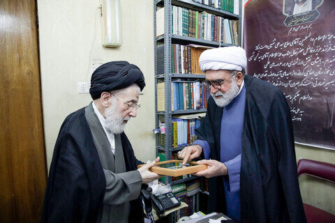 روایتی از زندگی و مجاهدت آیتالله شفیعی؛ فقیهِ مسجدِ خیابان آزادگان