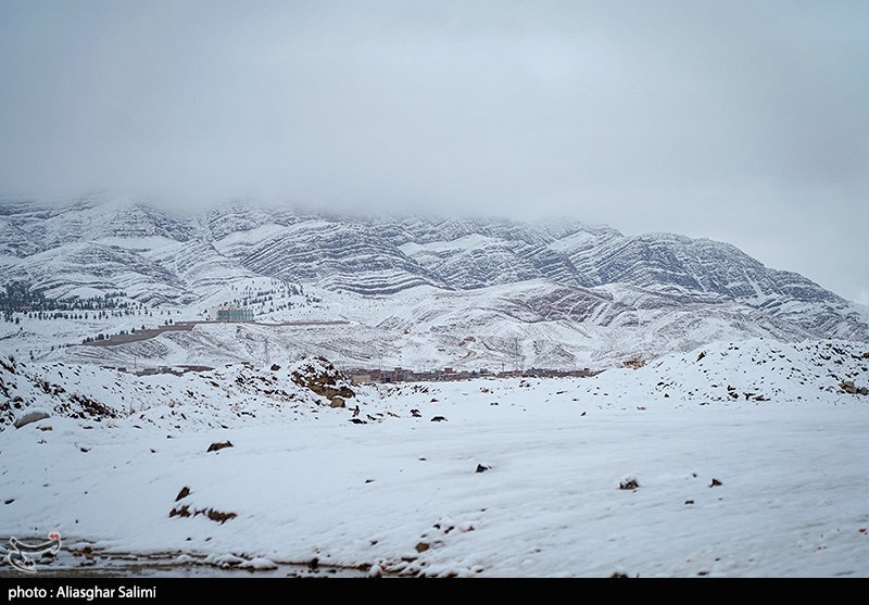 سرما در راه استان سمنان/مدیریت هوشمند برق و گاز ضروری است