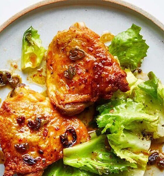 طرز تهیه مرغ عسلی و سیر/ تجربه‌ای شیرین و متفاوت از طعم مرغ