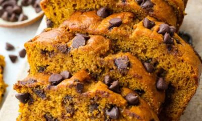 طرز تهیه نان چیپس شکلاتی کدو حلوایی