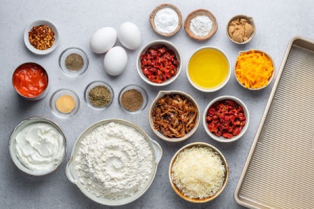 نحوه پخت کیک اسنک سوپ گوجه فرنگی