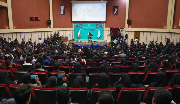 مهاجرانی: قانون تثبیت قیمتها ریشه ناترازی ۳۰ مگاواتی برق در کشور است