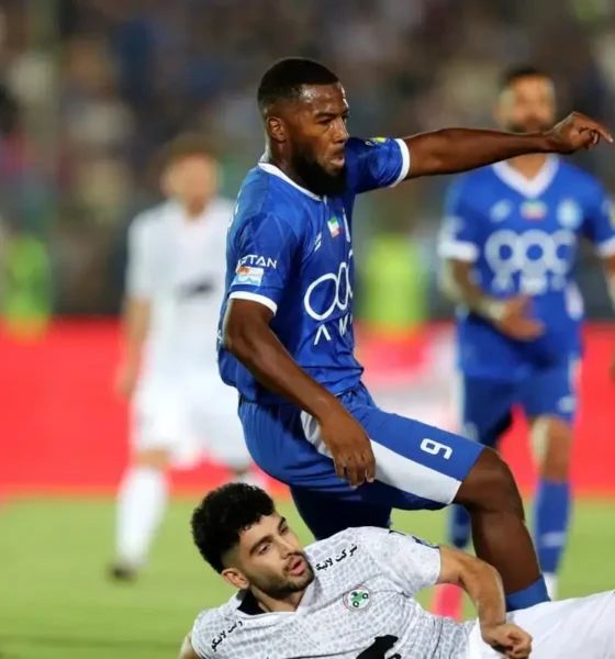 قرارداد دو بازیکن استقلال رسما لو رفت!