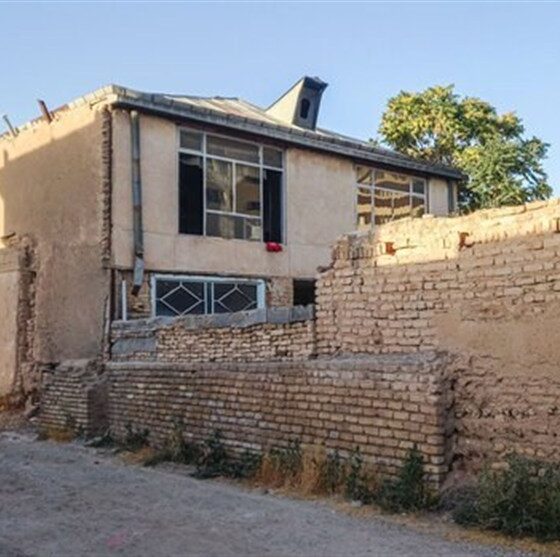 معاون وزیر راه : بیش از دو و نیم میلیون واحد مسکونی ناپایدار در ایران وجود دارد