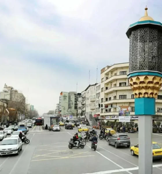 نصب پیغام جنگی در سطح شهر تهران+ عکس