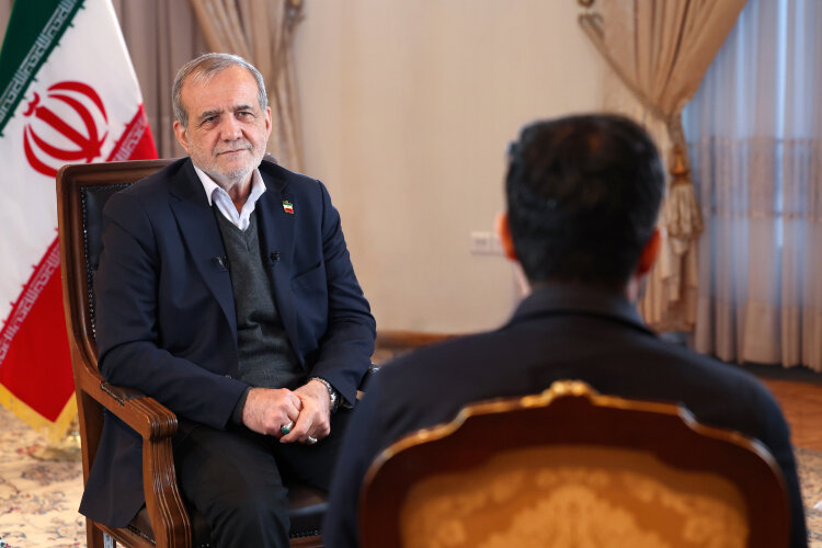 پزشکیان: روایت ناتوانی دولت، پروژه رسانهای دشمن است