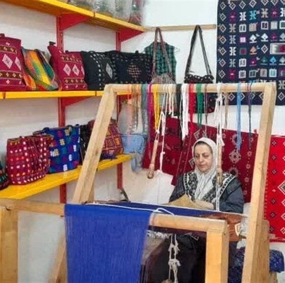 چادرشبی که برای زنده ماندن می‌جنگد؛ روایت دغدغه‌های یک کارگاه کوچک