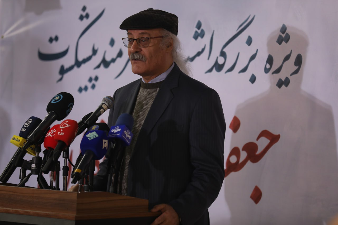 چهرهای بیادعا و اخلاقمدار: تجلیل از هنرمندی با بیش از چهار دهه فعالیت سینمایی چهرهای بیادعا و اخلاقمدار: تجلیل از هنرمندی با بیش از چهار دهه فعالیت سینمایی