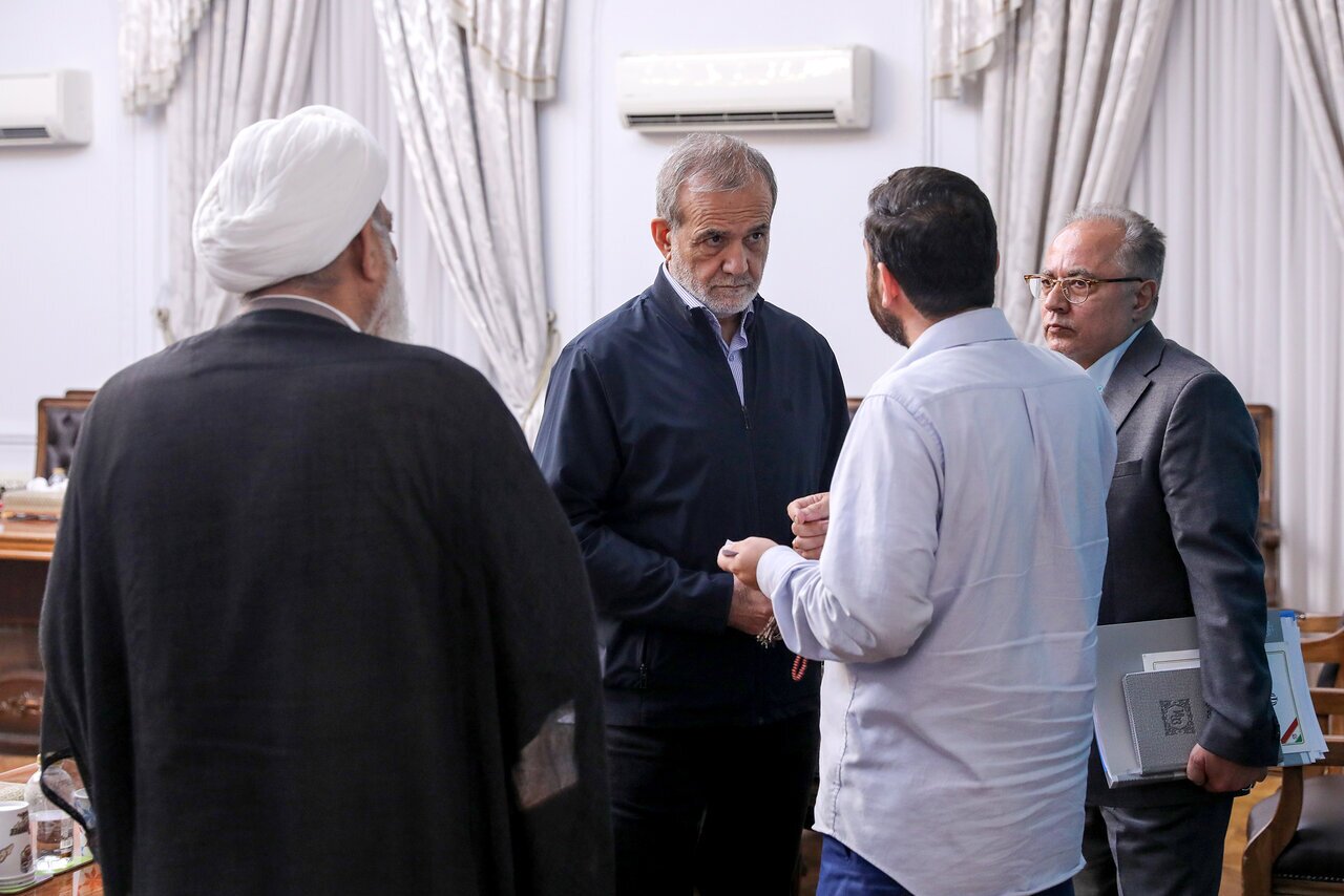 ۲۴ ساعت نگران‌کننده و پرالتهاب تهران و واشنگتن / منتظر بمب خبری باشید