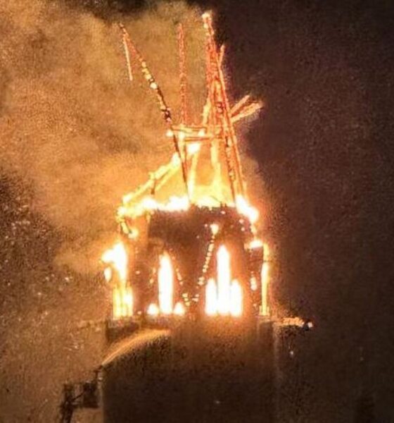 آتش‌سوزی در کلیسای تاریخی آمستردام در شب سال نو