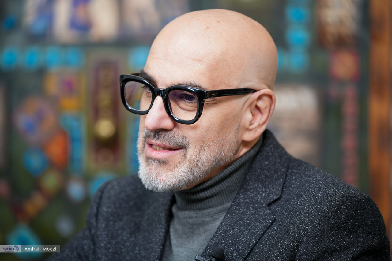 از سختیهای نشان دادن زندگی شاعرانه فروغ فرخزاد تا مستند کردن زیبایی جهان/ رامین حیدری فاروقی: سانسور حاصل ترس از خود است و هراس از احتمال آشکارگی از سختیهای نشان دادن زندگی شاعرانه فروغ فرخزاد تا مستند کردن زیبایی جهان/ رامین حیدری فاروقی: سانسور حاصل ترس از خود است و هراس از احتمال آشکارگی