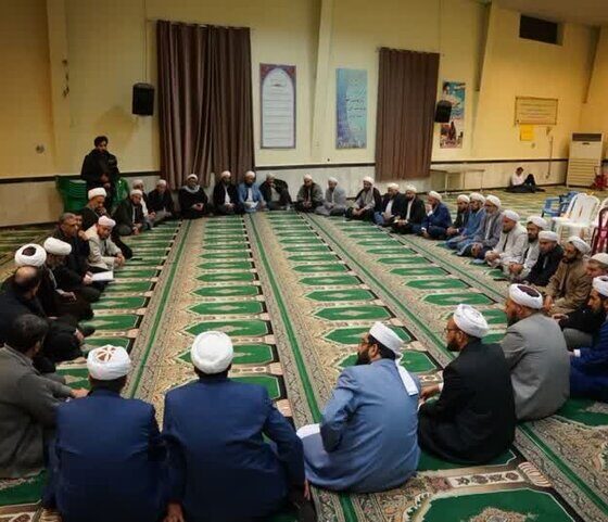 برگزاری دوره توانمندسازی امامان جماعت اهل‌سنت در طرح اسوه
