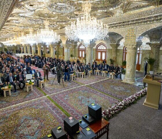 تجلیل از ۲۲۵ نخبه علمی و دانشگاهی در عتبه علوی