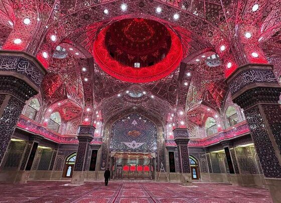 تصاویری از باز شدن درهای تل زینبیه به روی عزاداران حضرت زینب