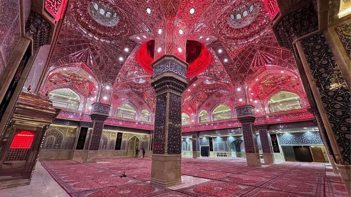 تصاویری از باز شدن درهای تل زینبیه به روی عزاداران حضرت زینب درهای تل زینبیه به روی عزاداران حضرت زینب (س) باز شد