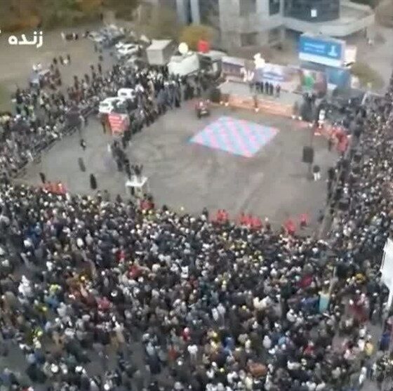 دست خالی ضدانقلاب/ وقتی پیاده‌روی «لشکرکشی خیابانی» جا زده می‌شود