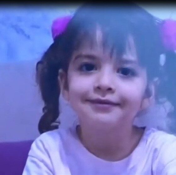 رد خون "ملینا"/ اغتشاشگران مسلح به کدامین گناه این کودک را شهید کردند؟