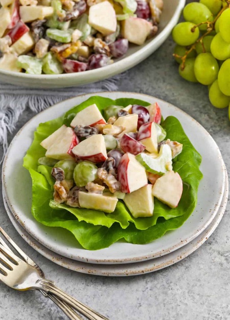 نحوه نگهداری از سالاد والدورف