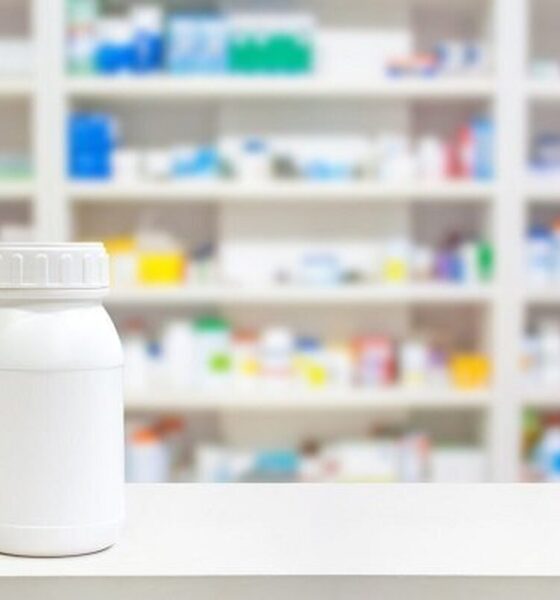 ظفرقندی خواستار تثبیت نرخ ارز دارو شد