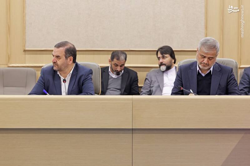 عکس/ دیدار رئیس قوه قضاییه با نمایندگان اصناف و بازاریان