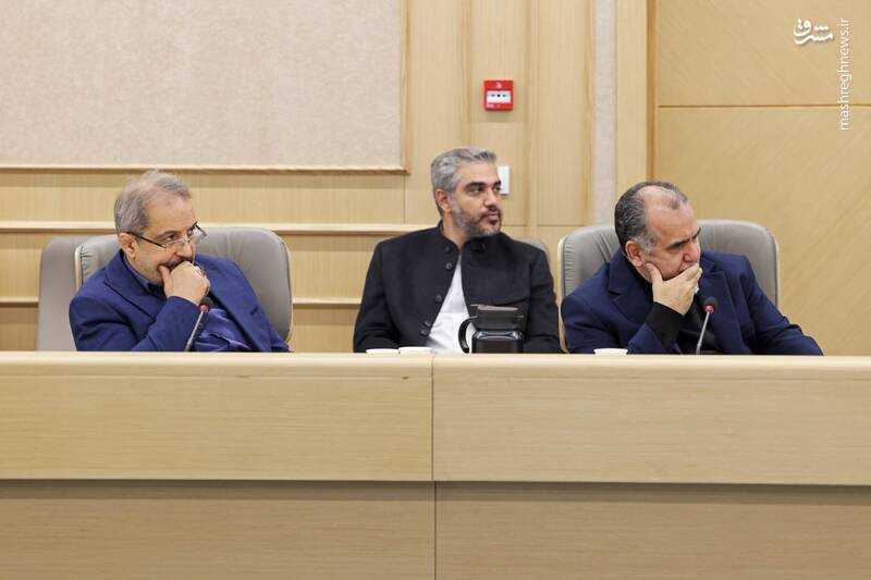 عکس/ دیدار رئیس قوه قضاییه با نمایندگان اصناف و بازاریان