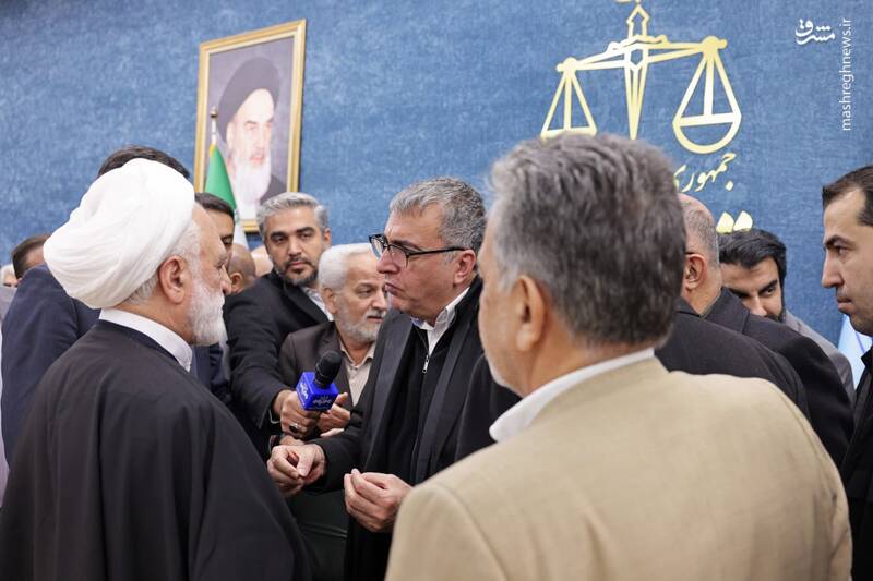 عکس/ دیدار رئیس قوه قضاییه با نمایندگان اصناف و بازاریان