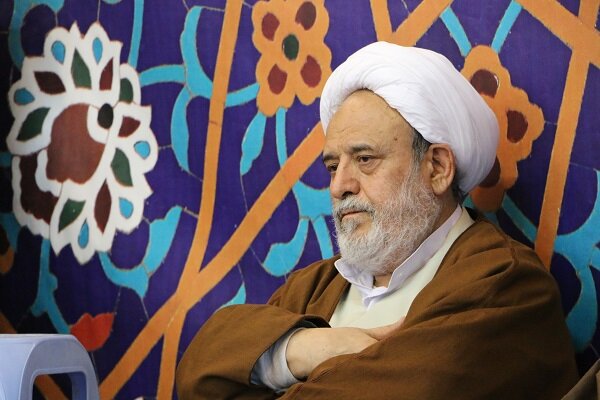 مشرک یا کافر بودن اجداد پیامبر یا حضرت ابوطالب ادعایی خلاف نص قرآن است مشرک یا کافر بودن اجداد پیامبر یا حضرت ابوطالب ادعایی خلاف نص قرآن است