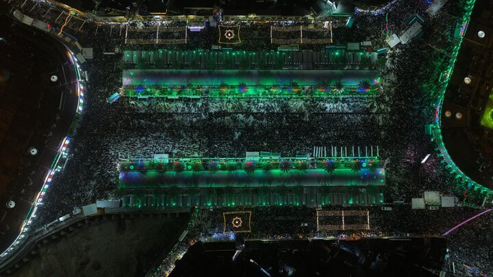 تصاویر هوایی از چراغانی کربلا در شب نیمه شعبان