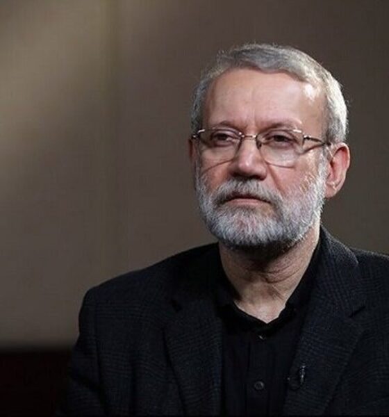 تماس لاریجانی و ترامپ؟ / مسئول مذاکرات وزارت خارجه است یا شورای عالی امنیت ملی؟