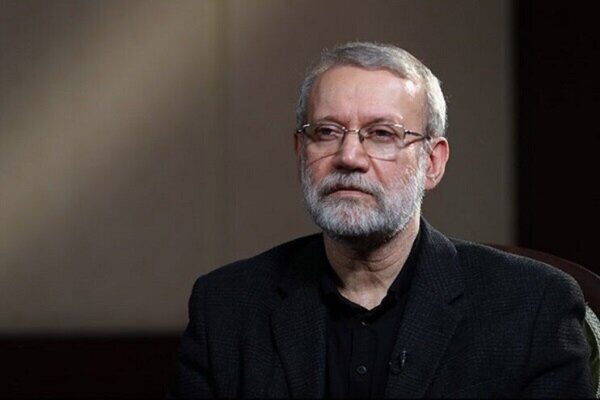 تماس لاریجانی و ترامپ؟ / مسئول مذاکرات وزارت خارجه است یا شورای عالی امنیت ملی؟