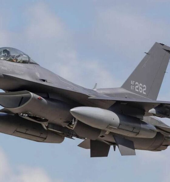 جنگنده‌های اف-۱۶ آمریکا به پرواز درآمدند