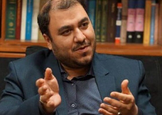 خجسته‌پور: نمی‌توان تورم بالا و فشارهای اقتصادی را نادیده گرفت