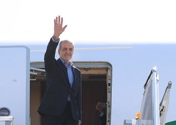 رئیس‌جمهور وارد خرم‌آباد شد