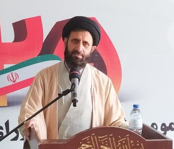 رمضان فرصت انس با قرآن؛ دعوت مردم گرمسار به پویش زندگی با آیه‌ها