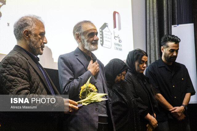 سخنان بهرام افشاری، شهاب حسینی و همایون اسعدیان در یادبود جواد گنجی، از جانباختگان اعتراضات دیماه