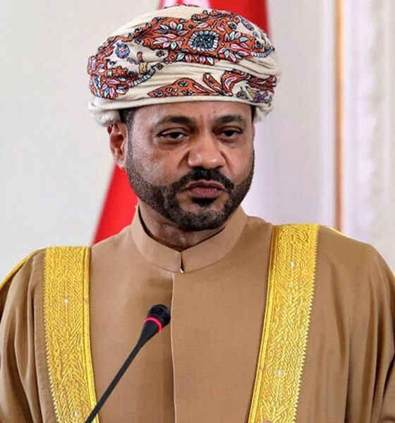 سفر غیرمنتظره میانجی مذاکرات ایران و آمریکا به واشنگتن/ ماجرا چیست؟