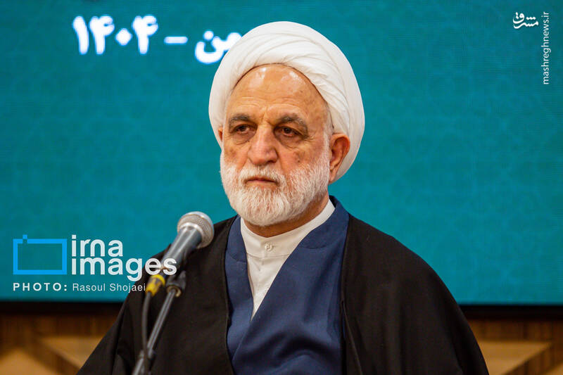 حضور در جسله پیگیری مصوبات سفر استانی اصفهان