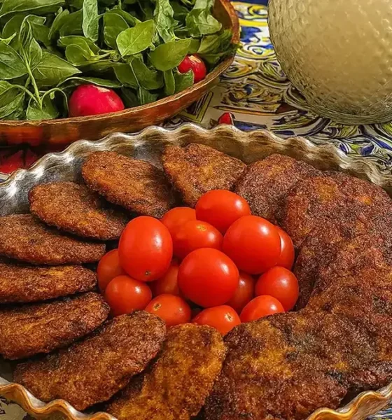 طرز تهیه کتلت هویج؛ طعمی خاص و فراموش‌نشدنی برای دورهمی‌های دوستانه