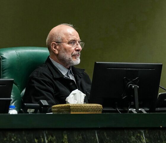 قالیباف: گرانی نان و بنزین در سال ۱۴۰۵ صحت ندارد