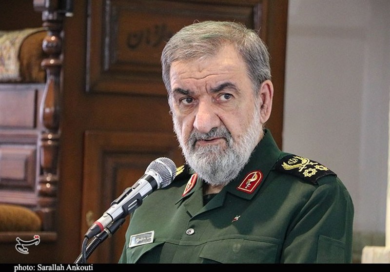 محسن رضایی خطاب به ترامپ: جنگ آغاز شود آتش‌بسی در کار نیست